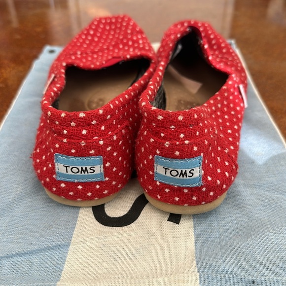 Red white polka dot flats - Picture 3 of 3